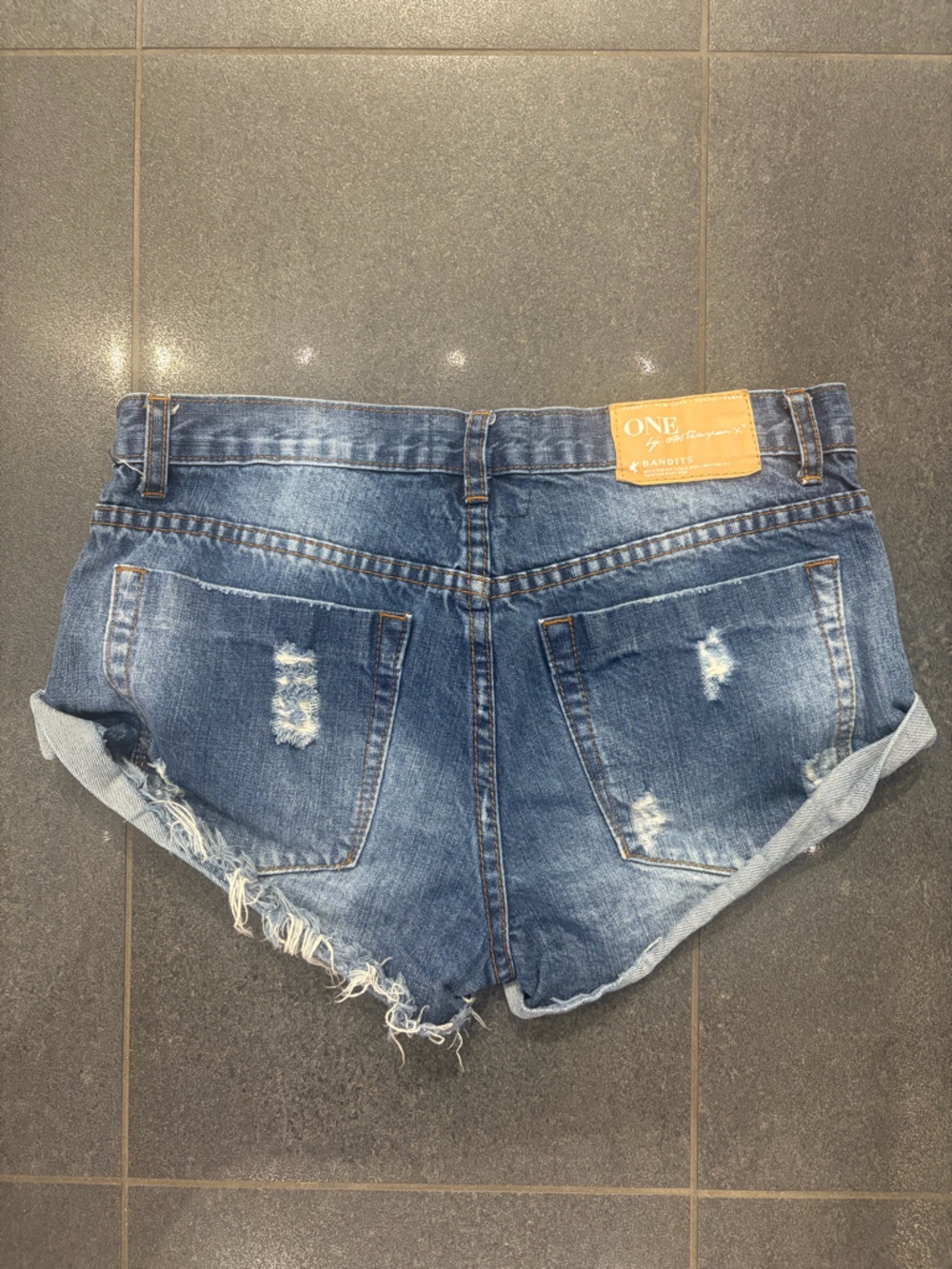 One Teaspoon Distressed Blue Denim Jean Shorts - Picture 2 of 5